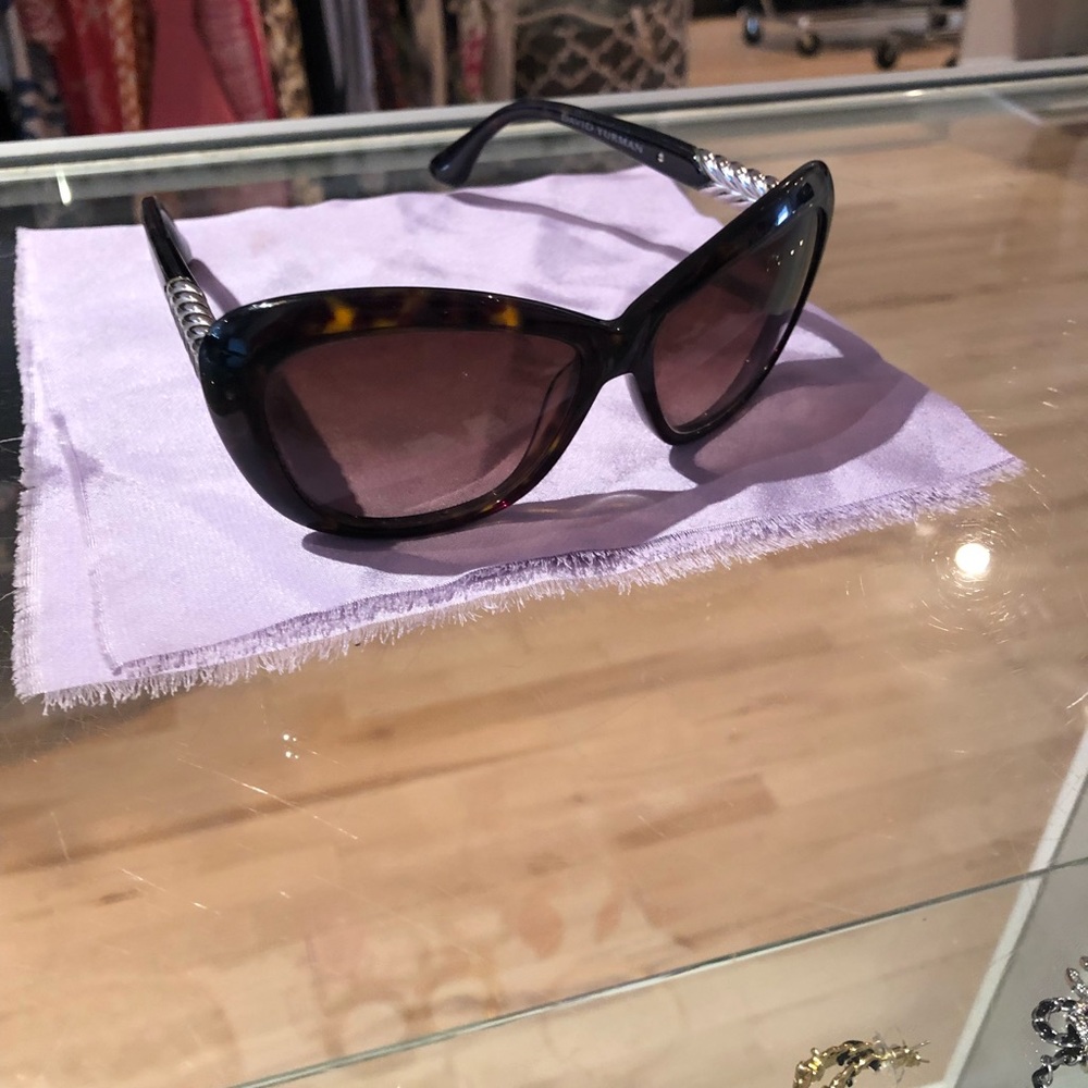 💯 authentic David Yurman sunglasses! Silver and tortoise 😎